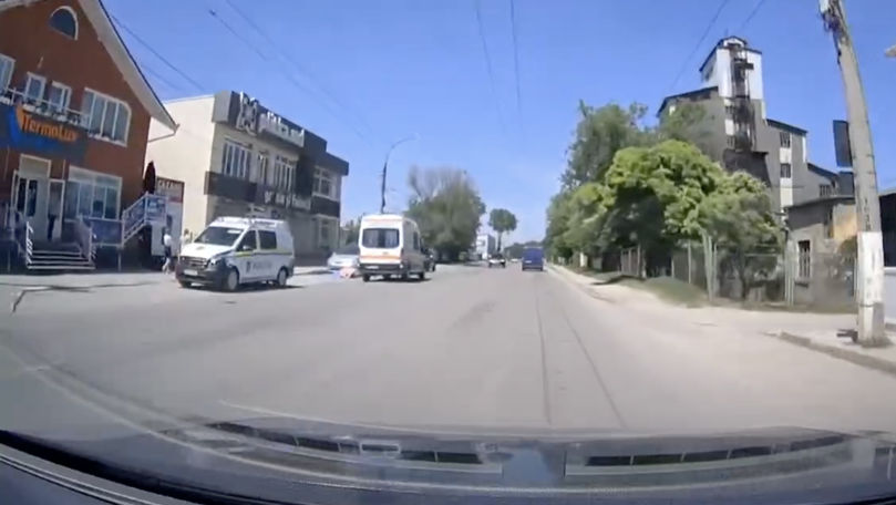Un bărbat a decedat subit pe o stradă din municipiul Bălți