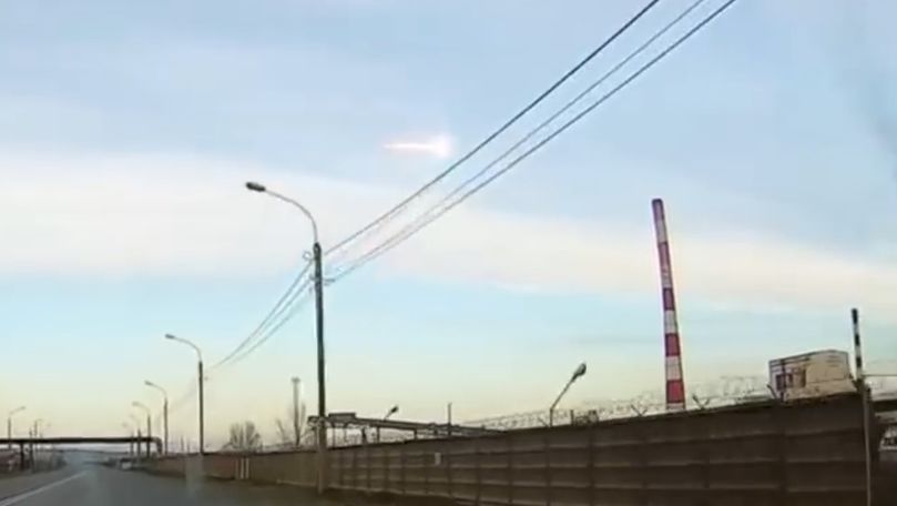 Un meteorit a explodat în Siberia şi a produs panică printre oameni