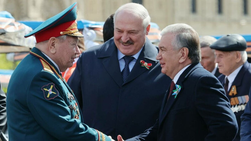 Președintelui Lukașenko i s-a făcut rău în timpul paradei de la Moscova