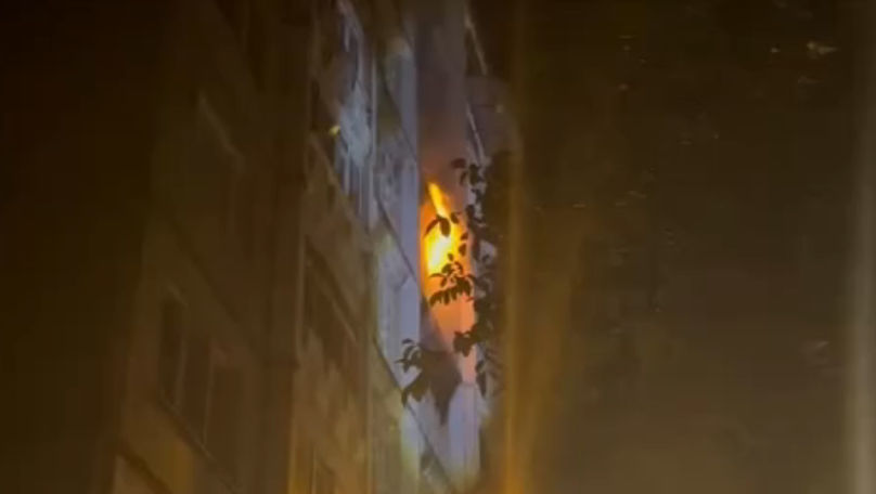 Incendiu într-un bloc din Capitală: 16 persoane au fost evacuate