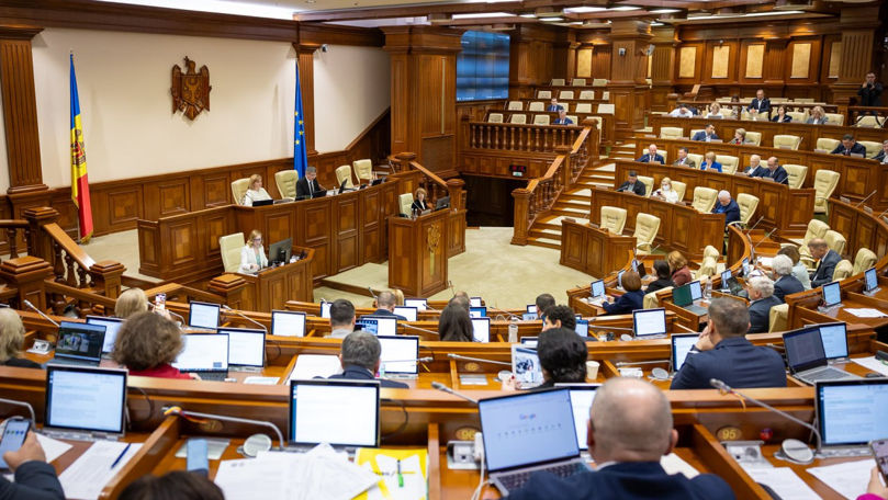 Deputații au adoptat noi măsuri de protecție pentru femei