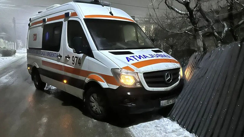 Ambulanțele, la limită pe polei: Peste 2.700 de intervenții în 24 de ore în țară