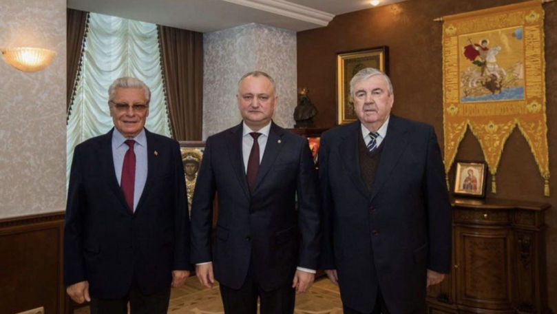 Ex-președinții Moldovei i-au adresat o scrisoare de susținere lui Dodon