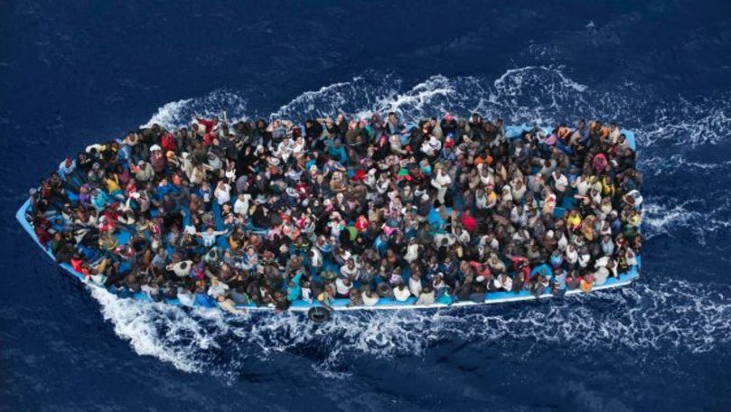 Libia: 11 migranţi morţi pe mare, 263 salvaţi