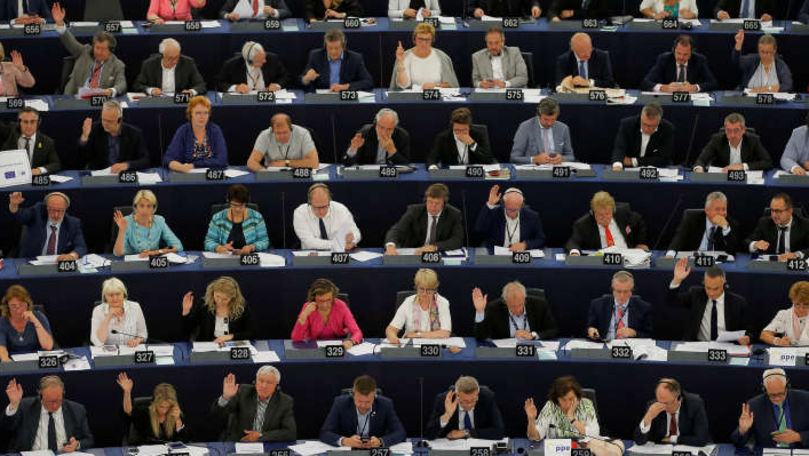 Parlamentul European a adoptat noua distribuire a mandatelor post-Brexit