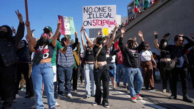 Proteste ample în Los Angeles din cauza politicii privind migranții