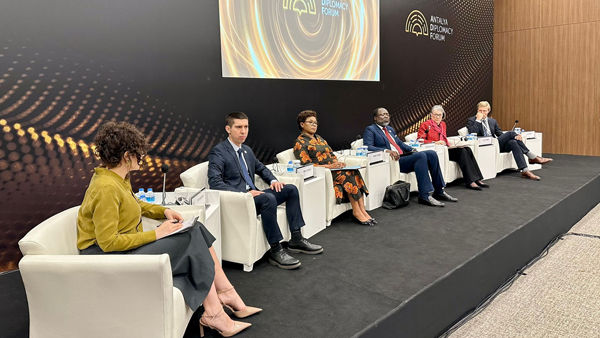 Ce discuții a avut Popșoi cu miniștrii de la Forumul din Antalya