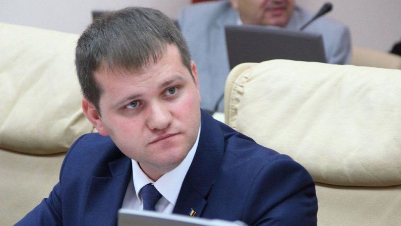 Valeriu Munteanu anunță că e infectat: Parcă m-a călcat un tanc rusesc