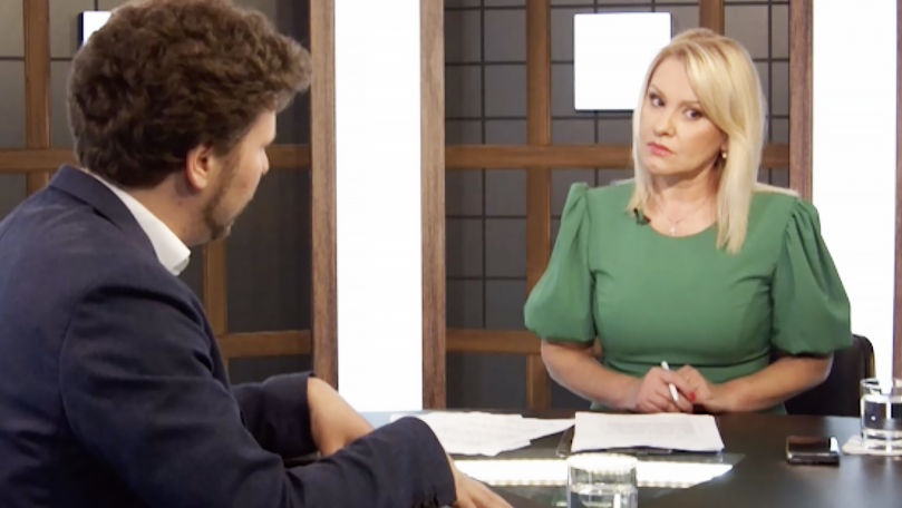 Jurnalista Pro TV, Lorena Bogza, surprinsă de faptul că există atât de multe școli cu predare în limba rusă în Moldova.