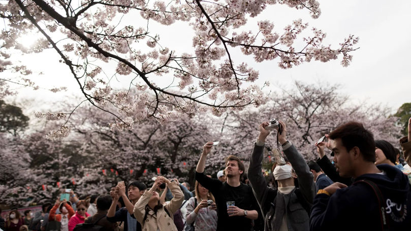 Japonia ar putea cere turiștilor străini dovada că-și plătesc datoriile