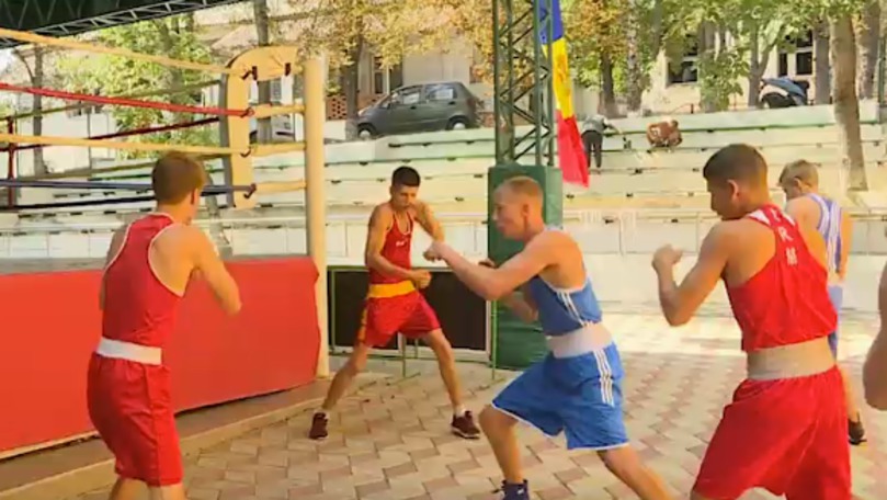 Hîncești, casă a boxului pentru pugiliști din România și Rusia