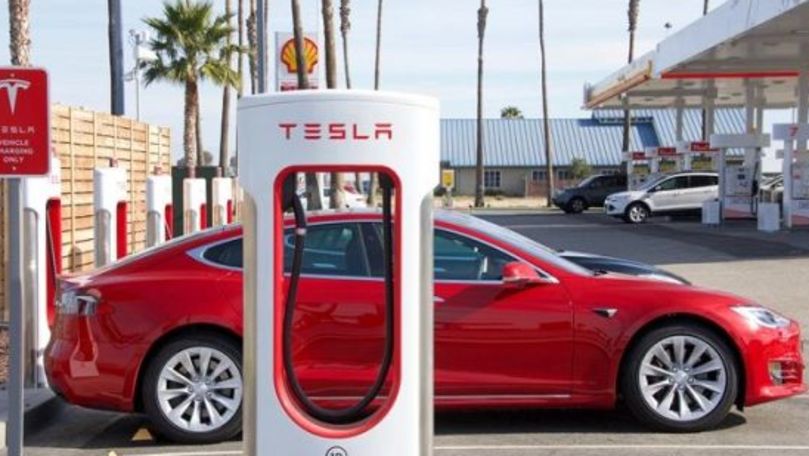 Tesla nu mai poate fi oprită: Cum și-a triplat valoarea în pandemie