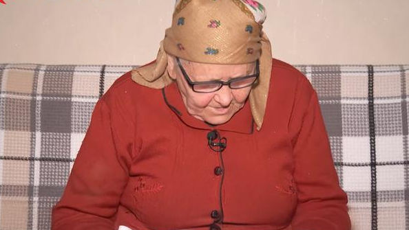 Ciulucani: O bătrână de 80 de ani, cel mai fidel cititor al bibliotecii