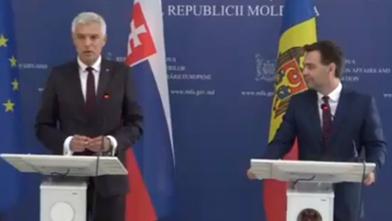 Министр иностранных и европейских дел Словакии Иван Корчок и министр иностранных дел и европейской интеграции РМ Нику Попеску