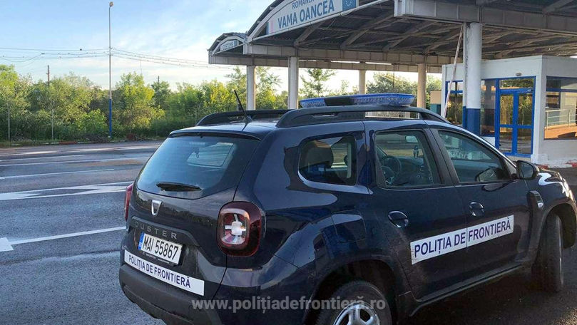 O moldoveancă implicată în traficul de persoane, prinsă la ieșirea din țară