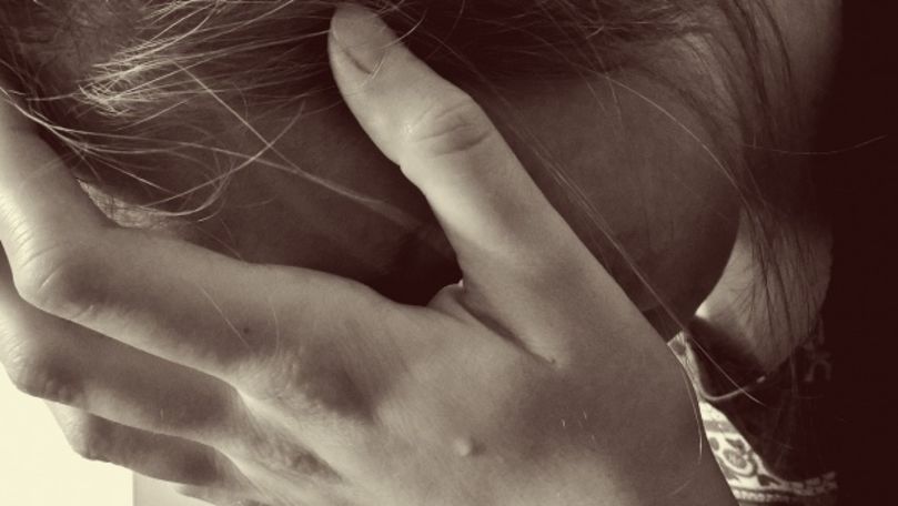 Avocat: Copilă din Orhei, bătută fără milă de mamă. S-ar putea sinucide