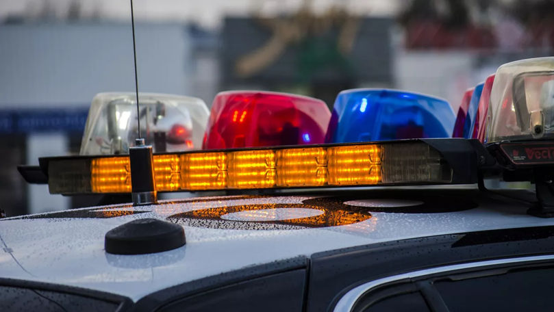 Miami: Un polițist a împușcat un șofer, după ce a fost luat pe capotă