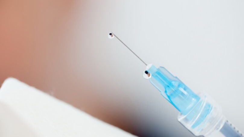 O femeie a murit după ce și-a făcut 10 injecții de botox la clinică