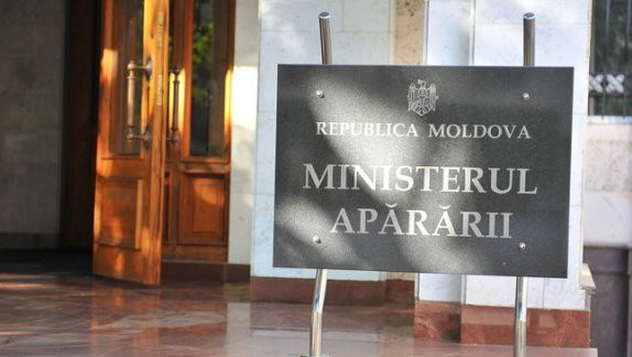 Ministerul Apărării, după reținerea contabilului acuzat de corupție