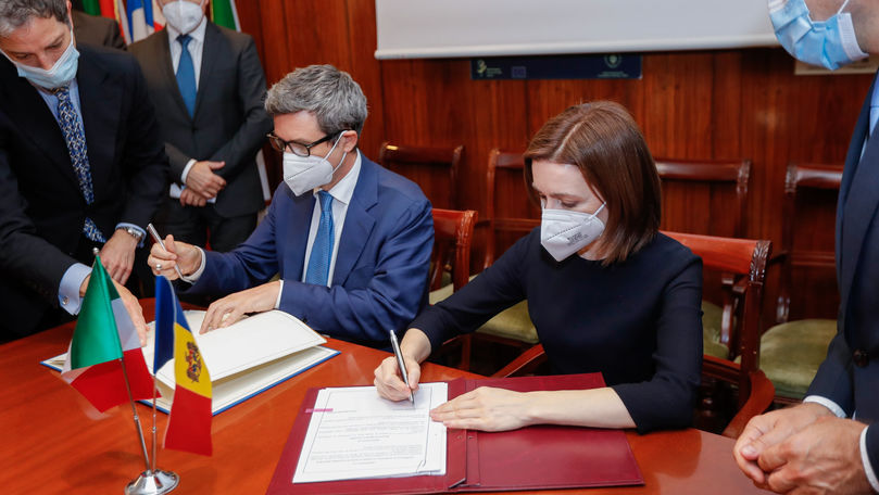 Майя Санду совершает официальный визит в Италию. 