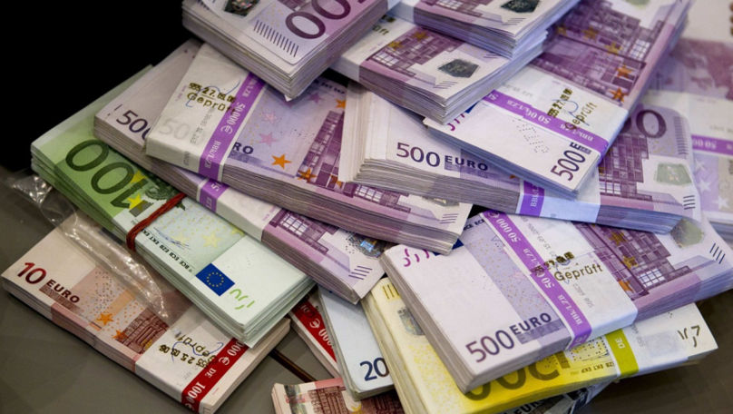 Curs valutar 26 februarie 2023: Cât valorează un euro și un dolar