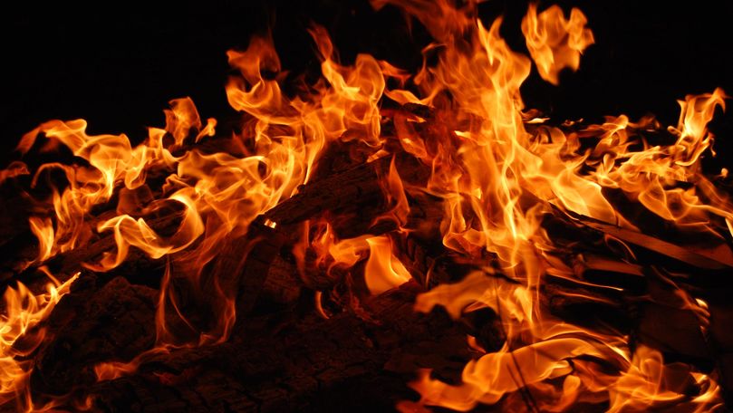 Copii bătuți și arși la Hâncești: A decedat și a treia victimă