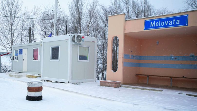 В селах Новая Моловата, Кочиеры и Коржова не хватает ряда продуктов: паром по-прежнему не работает.