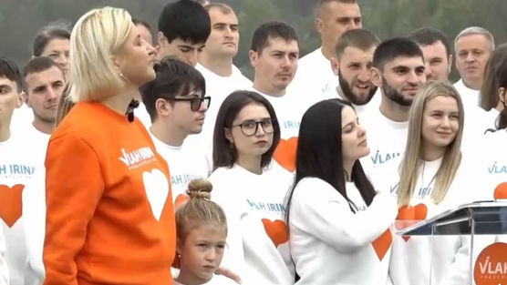 Toate semnăturile unei petiții pentru școala din Constantinovca, false