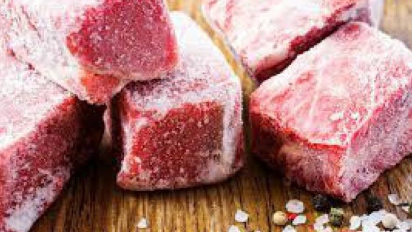 Cât poţi păstra carnea de porc la congelator fără să se strice