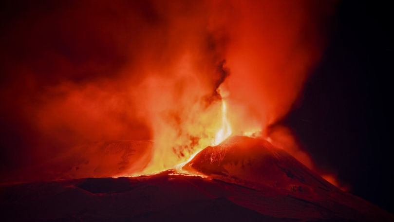Curiozități despre vulcanul Etna: Muntele alunecă în mare an de an