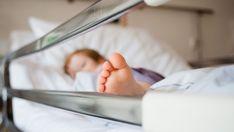 В Каушанах отец бросил ребёнка в больнице и уехал праздновать Новый год.