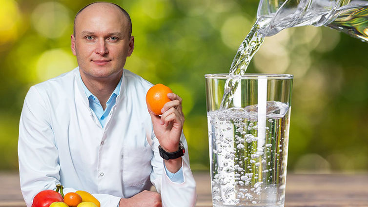 Trei alimente esențiale pe timp de caniculă. Sfatul unui nutriționist