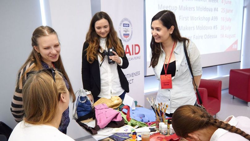 Atelier de creație, dedicat Zilei Internaționale a Drepturilor Omului