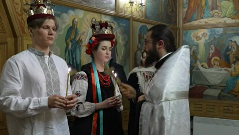 Doi tineri din Kiev s-au căsătorit în ziua invaziei rusești: Putem muri -  Stiri.md - Stiri.md