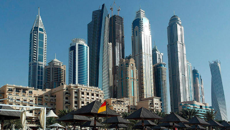 ОАЭ предупредили США о возможном отказе от расчетов в долларах.