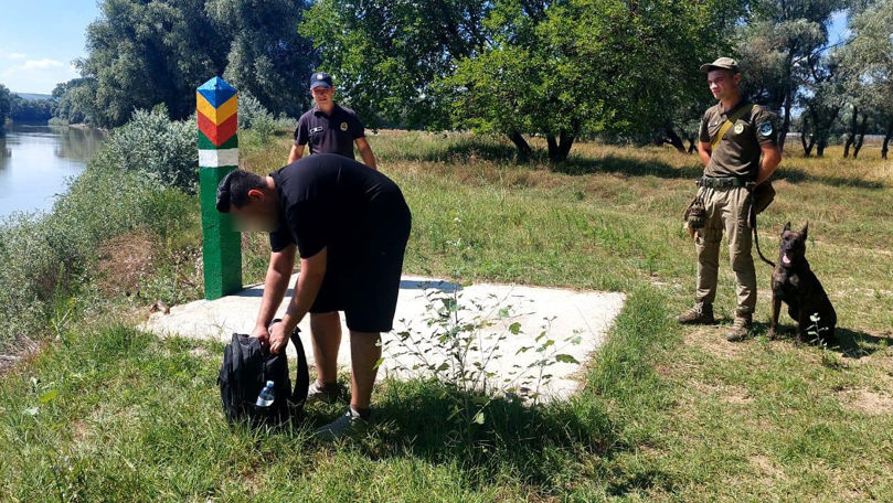 Un afgan, surprins la frontieră: Voia să ajungă ilegal în România