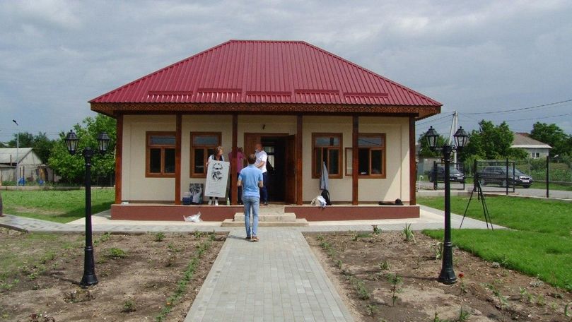 Casa părintească a poetului Adrian Păunescu din Copăceni a devenit muzeu