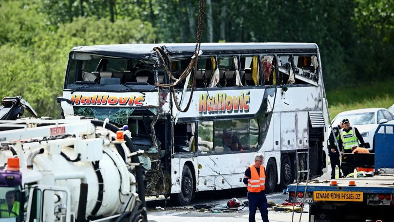 Accident mortal în Croația: Un autocar a intrat în coliziune cu o mașină