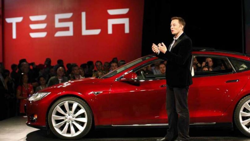 Acţiunile Tesla scad după lansarea Model 3