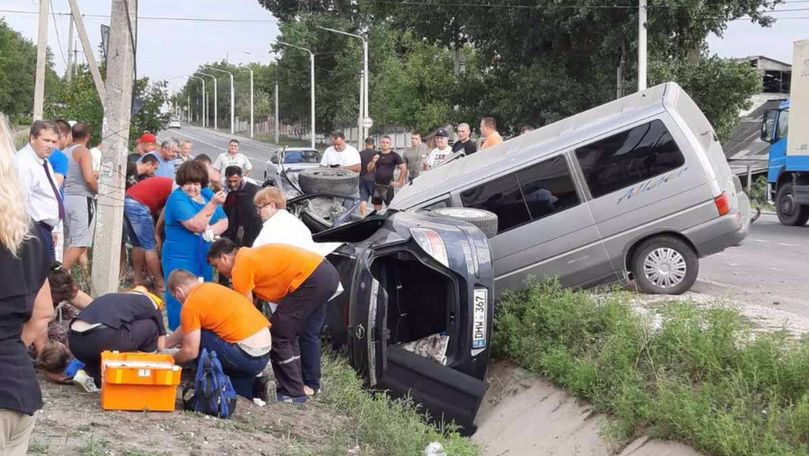 Accident provocat de o șoferiță la Sipoteni: Un copil a ajuns la spital