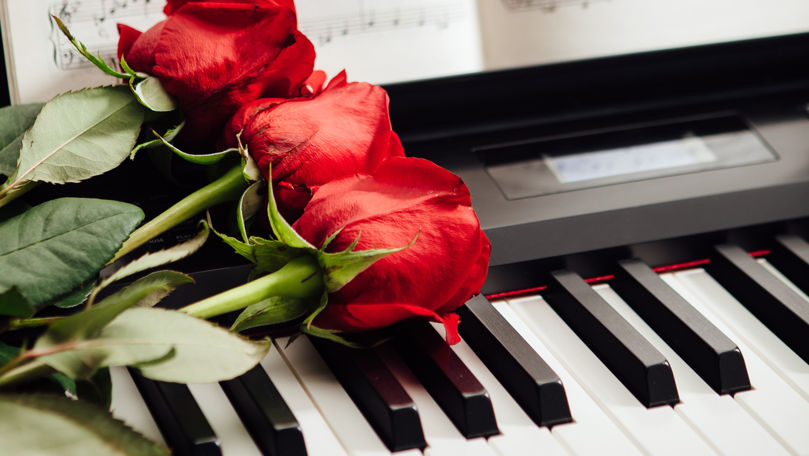 Ziua Mondială a Pianului: Șapte beneficii uimitoare ale cântatului
