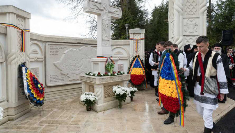 Victimele masacrului de la Fântâna Albă au fost comemorate la Cernăuți