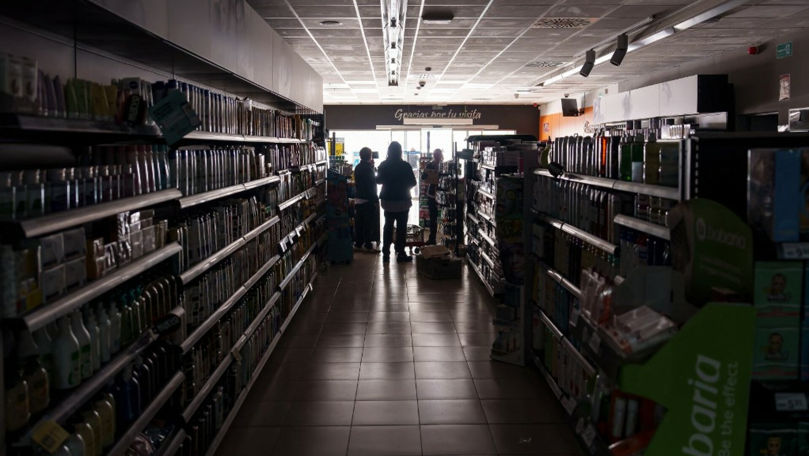 Cinci lucruri de care ai nevoie pentru a trece peste o pană de curent