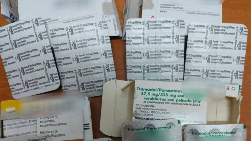 Pastile cu efect psihotrop, depistate într-un colet din Spania