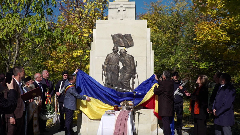 Cum arată noul monument al eroilor neamului din satul Fundurii Vechi