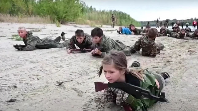 Copii ruși, instruiți militar încă de la 8 ani: Am aruncat grenade