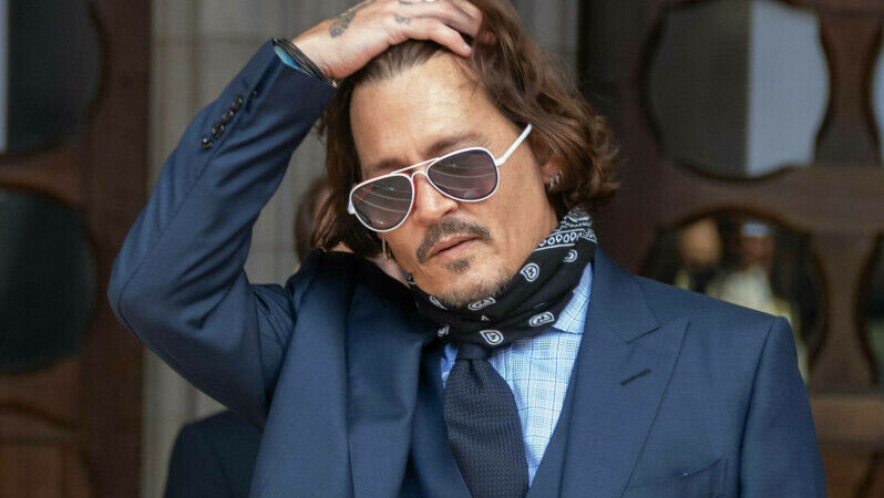 Câți bani câștigă Johnny Depp din artă. Actorul a strâns o avere
