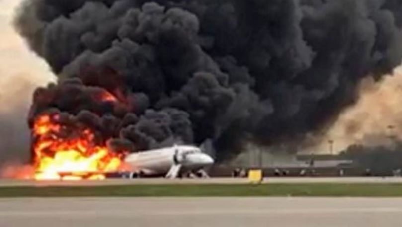 Pilotul avionului care a luat foc explică ce s-a întâmplat cu aeronava