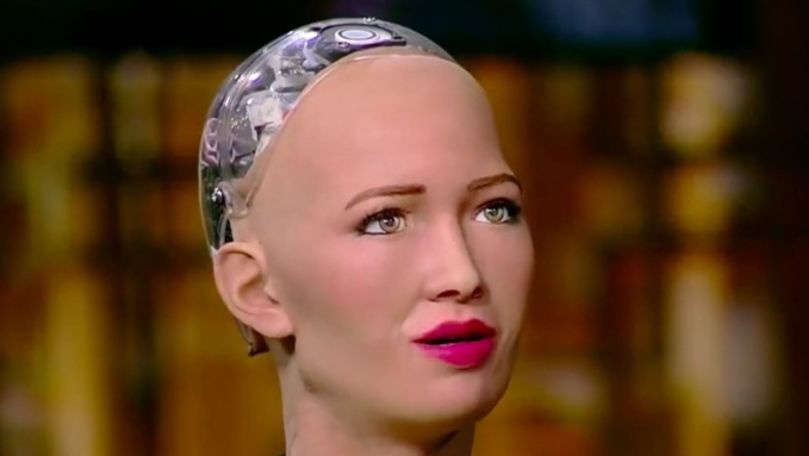 Vor fi înlocuiți oamenii de roboți? Răspunsul robotului Sophia