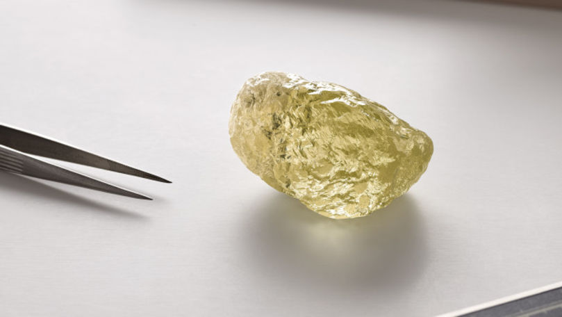 Un diamant uriaş a fost descoperit în apropiere de Polul Nord